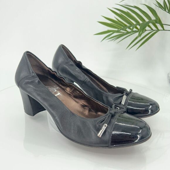 AGL Italy Women Pump Size 38.5 8.5 Block Heel Bow Cap Toe Black Slip On Leather - Picture 1 of 14